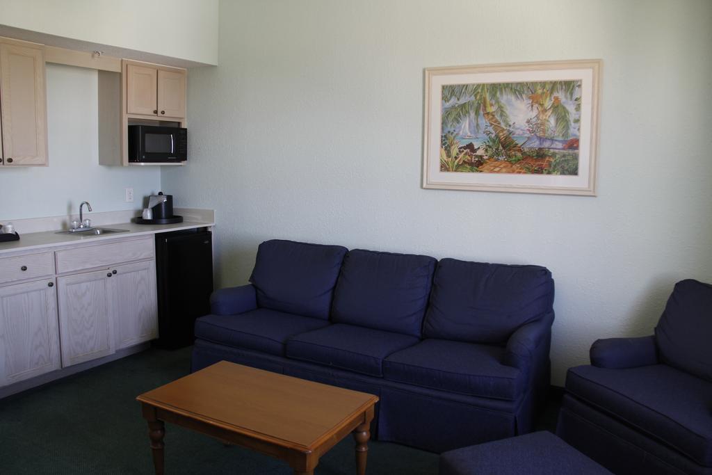 Cocoa Beach Suites Hotel 외부 사진