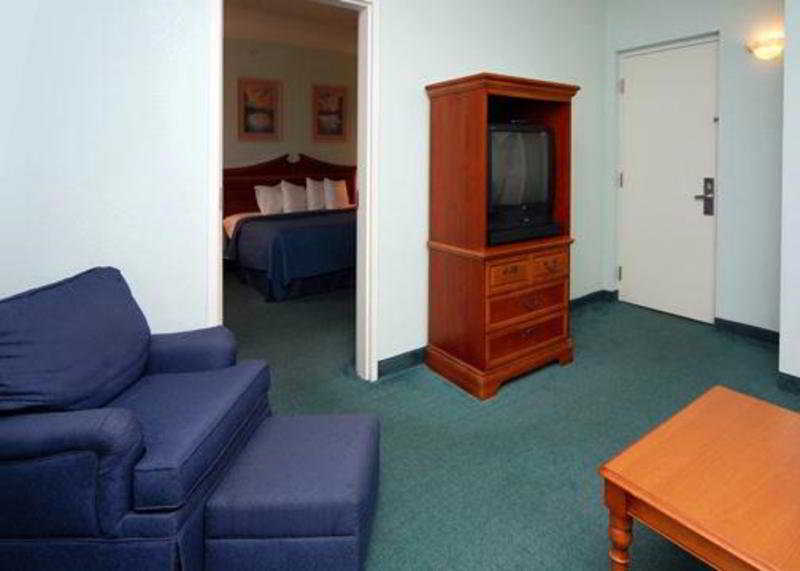 Cocoa Beach Suites Hotel 객실 사진