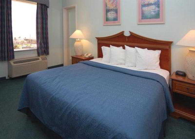 Cocoa Beach Suites Hotel 외부 사진