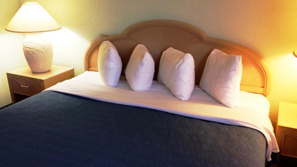 Cocoa Beach Suites Hotel 외부 사진